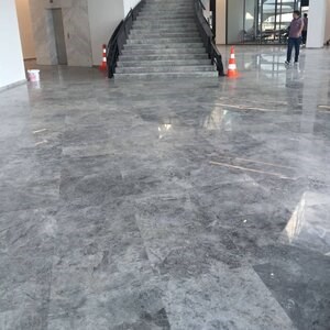 Vloer- en wandtegels Marble Tundra Grey Poli, 61 x 61 x 1,3 cm
