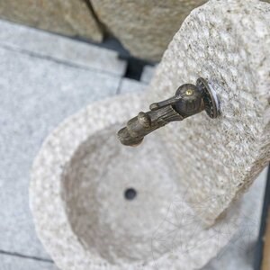 Padang Yellow Granite, 40 x 40 x 70 cm, Fontaine d'eau autoportante