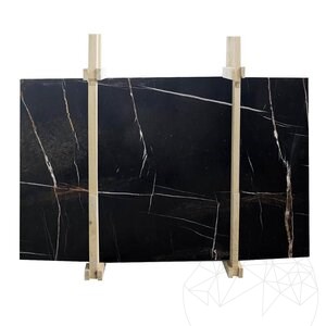 Sahara Noir gepolijste marmeren plaat 2 cm