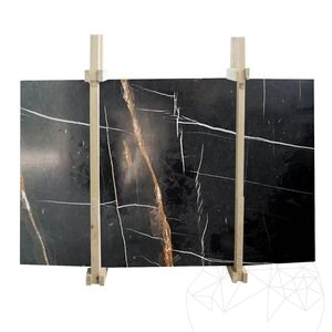 Sahara Noir gepolijste marmeren plaat 2 cm