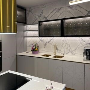 Calacatta Lilac geribbelde gepolijste marmeren plaat 2 cm