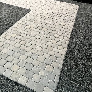 Donkergrijze kiezelsteen 0-1 cm KG
