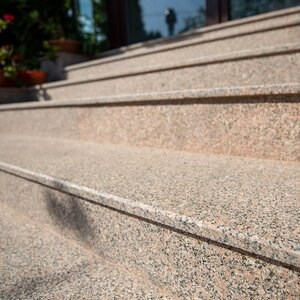 Custom onderdelen Granite Santa Rossa Flammé (Trappen / Vensterbank / Werkblad) 1.8 cm