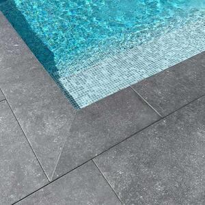 L&#39;ALTRA PIETRA Duomo Bluestone Zwart, 60 x 90 x 2 cm, R11 (antislip)