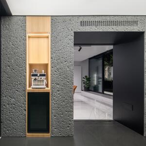 Native Black Lineal Extreem donker ontwerp 2CM plaat