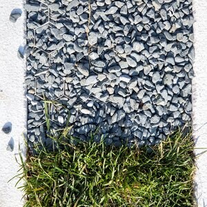 Donkergrijze kiezelsteen 0-1 cm KG