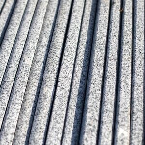 Bianco Sardo gezandstraald graniet: te snijden platen, 2 cm - Artikel voor speciale projecten