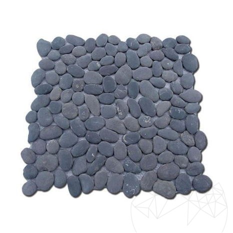 Mosaïque de galets noirs adoucis