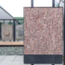 Gespleten gevelbekleding in travertijnrood 5 cm x B x 2 cm