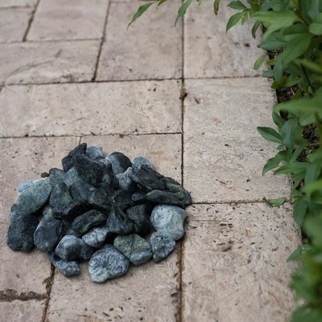 Groene Marmer Pebbles 4 - 8 cm Zak 20 KG