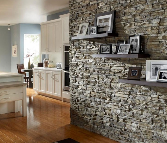 5 Projets de décoration avec bardage splitface | De l'extérieur à l'intérieur et du rustique au moderne